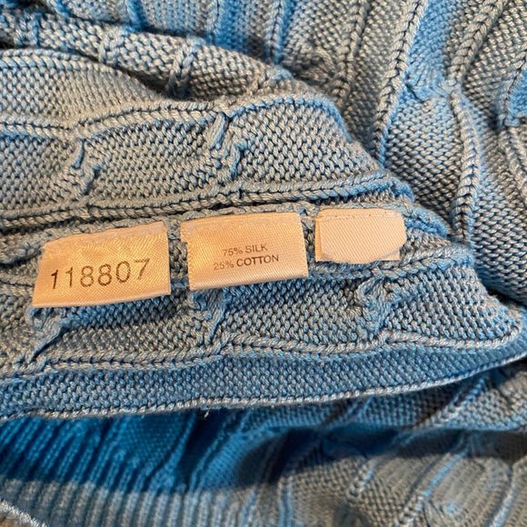 ✨Ann Taylor Turquoise Sweater✨ - Picture 7 of 7